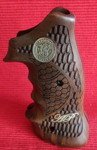 Smith Wesson K/L/X - Frame Round Butt Ceviz Ağacı Gümüş Logo (Büyük) 